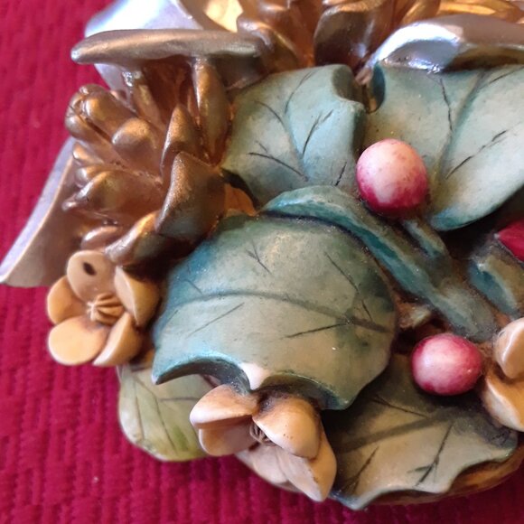 Limited Edition Lord Byron's Harmony Garden Christmas Bouquet Treasure Box - Picture 11 of 13